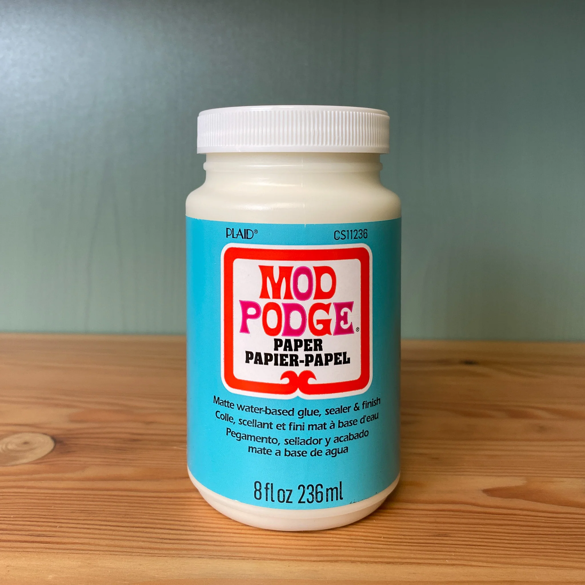 Mod Podge Decoupage Glue for Paper Crafts, Gloss or Matte (8 oz) - Image 3
